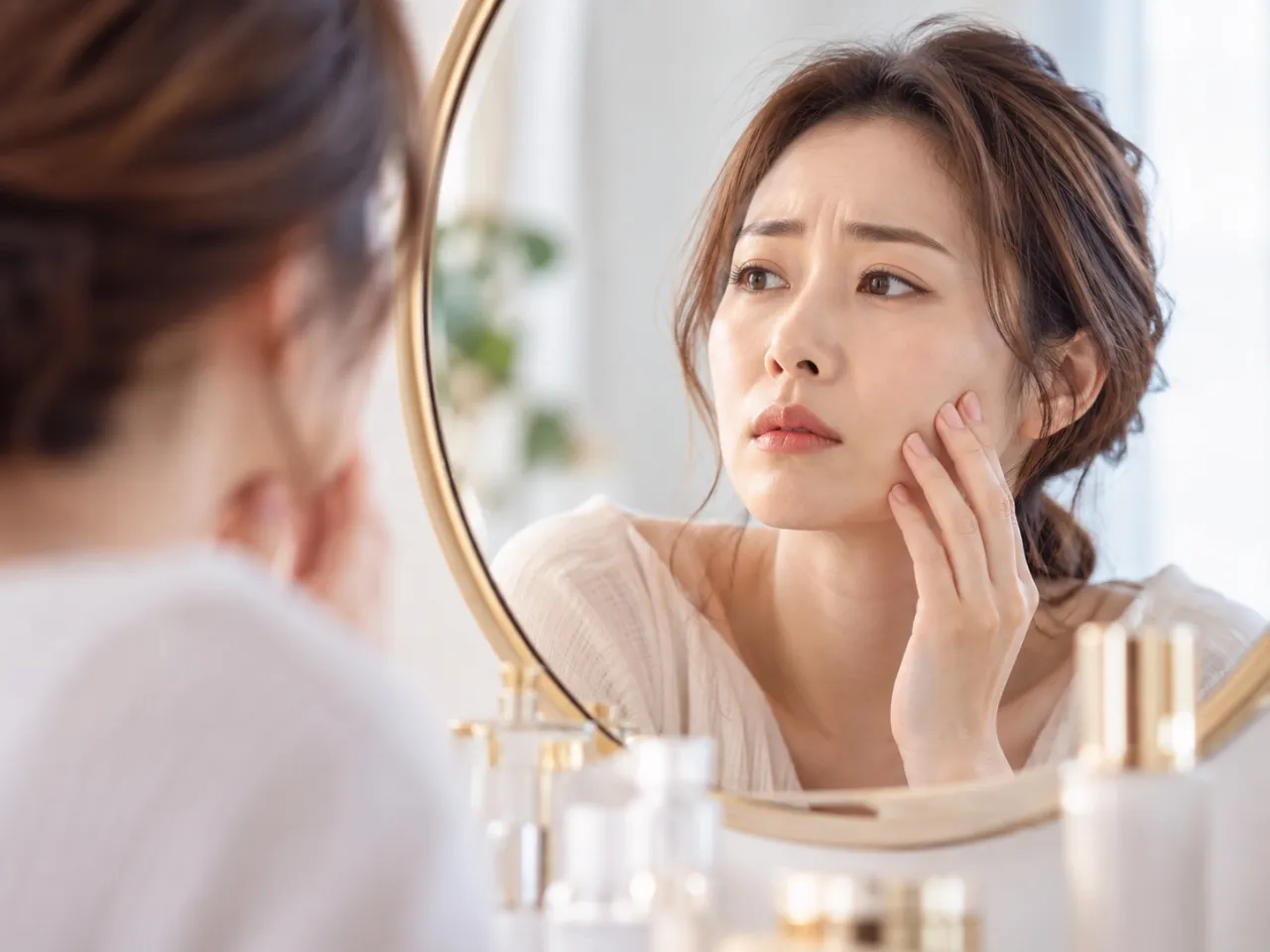 くすみ・毛穴・たるみが気になる方へ|ブラックフェイシャル×フォトフェイシャルで大人の肌ケア【四日市市】